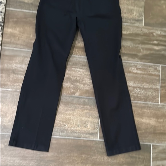 Chic St John Sport Black Trousers with Gold Details - Picture 11 of 12